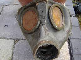 Gas Mask found magnet fishing